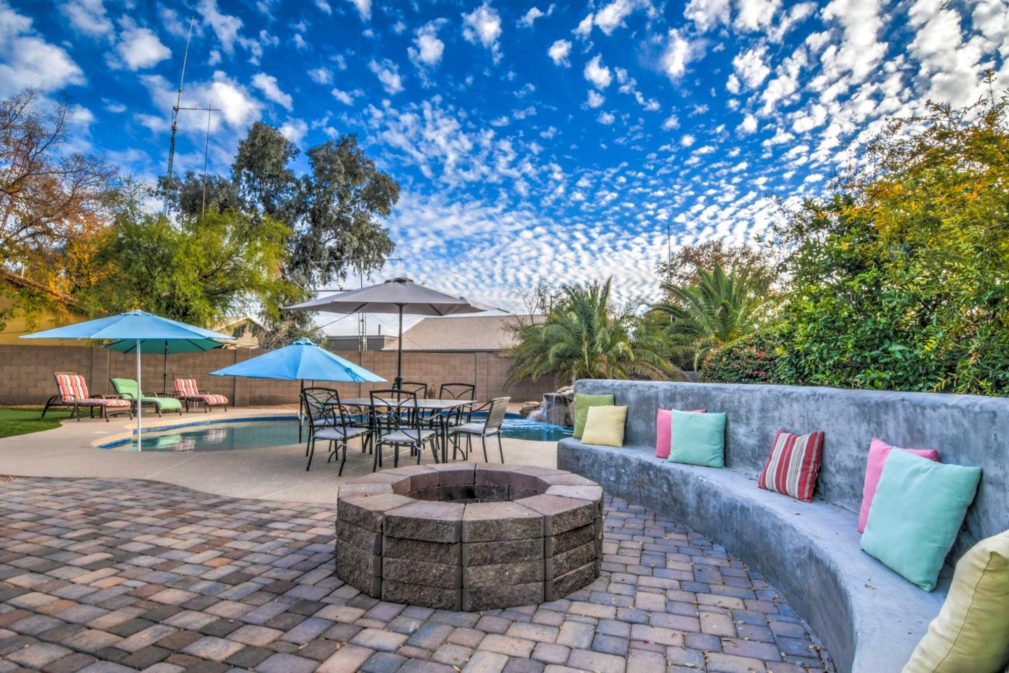הוילה Route 66 Oasis In Downtown Gilbert With Heated Pool & Mini Golf מראה חיצוני תמונה
