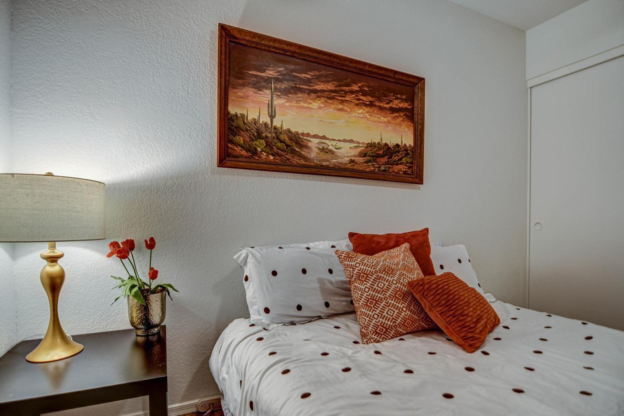 הוילה Route 66 Oasis In Downtown Gilbert With Heated Pool & Mini Golf מראה חיצוני תמונה